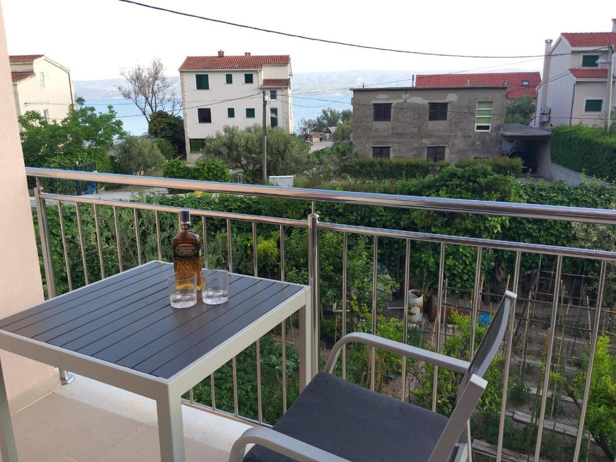 Charming Apartments Duce โอมิช ภายนอก รูปภาพ