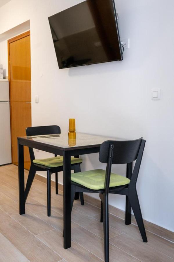 Charming Apartments Duce โอมิช ภายนอก รูปภาพ